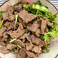 香菜拌牛肉的做法图解6