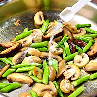 黑松露菌菇拌饭的做法图解4