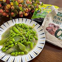 #夏日鲜味轻享健康#丝瓜毛豆的做法图解7