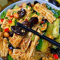 #夏日鲜味轻享健康#夏日凉拌菜,巨好吃的凉拌黄瓜木耳腐竹!!的做法图解5