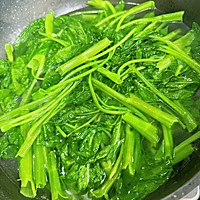 #夏日鲜味轻享健康#夏季时令菜!猪油拌空心菜的做法图解13