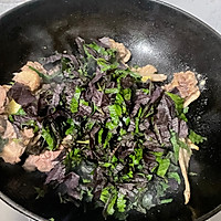 紫苏焖鸭的做法图解3
