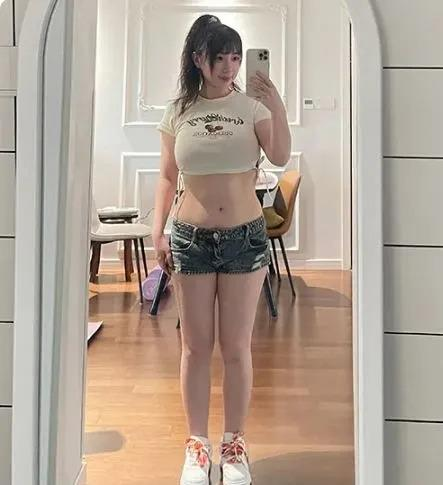「CC宝玉玉」曾被称为「B站巨乳天花板」。(视频截屏)