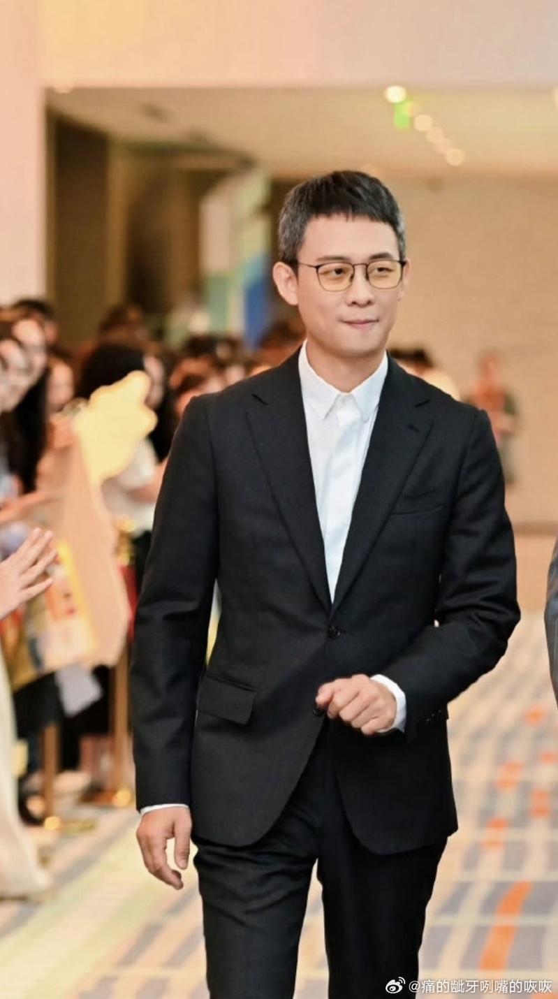 张译想暂时停一停,回归生活。(取材自微博)