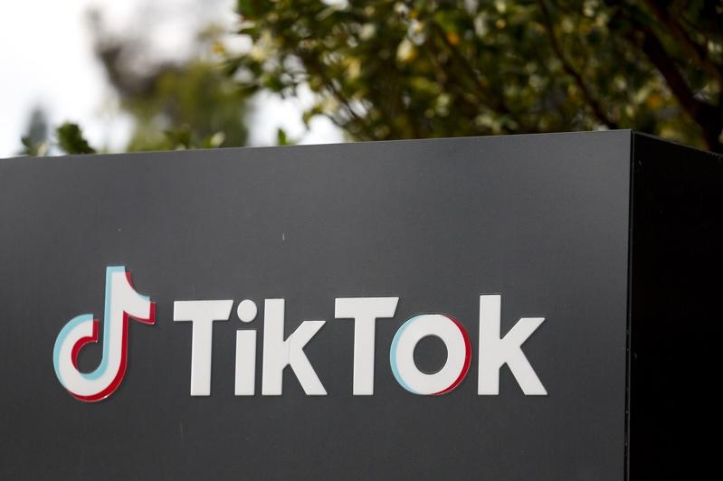 在美国市场前景不明的视频社交平台TikTok日前宣布将在英国扩大投资,包括在伦敦设立新办事处、扩大业务规模并添加就业职位。图为加州的中国公司TikTok。(欧新社)