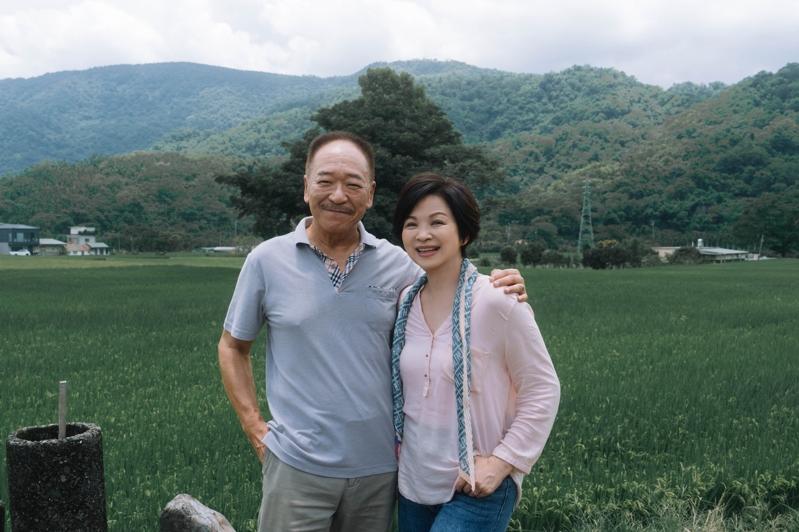 杨贵媚(右)和傅雷再续戏缘。（图／公视+提供）