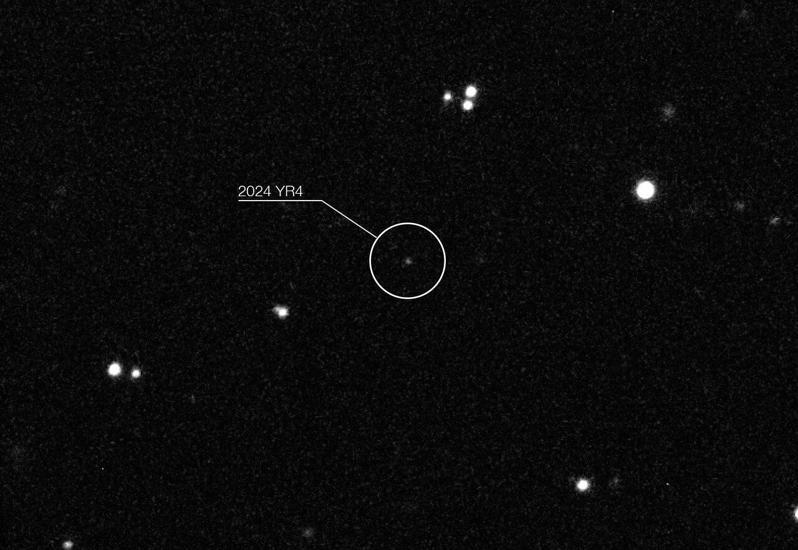 科学家今年稍早一度担心直径60公尺的小行星2024 YR4将于2032年12月22日撞上地球,这个尺寸的天体足以夷平一座城市。(路透)