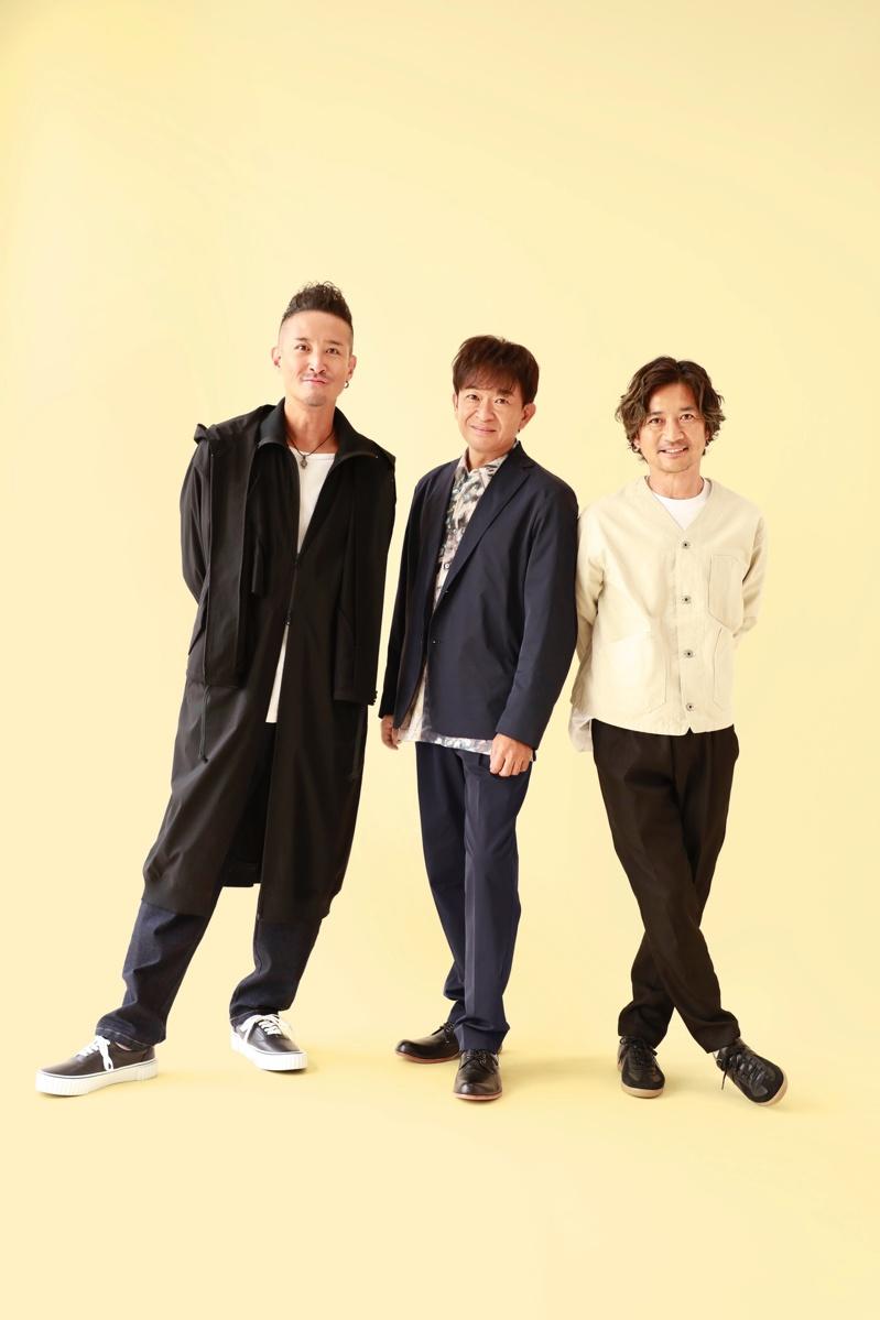 城岛茂(中)和松冈昌宏(左)在团体解散后将自立门户,国分太一(右)引退。(图/摘自X)