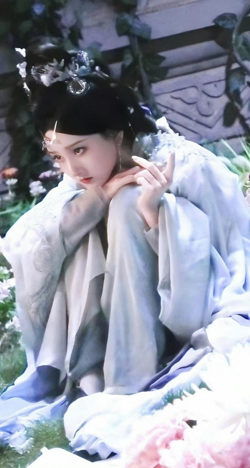 宋祖儿客串「聊斋」扮千年树妖「姥姥」。图/摘自微博