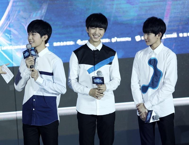 TFBOYS在2013年出道后火速暴红。(新华社数据照片)