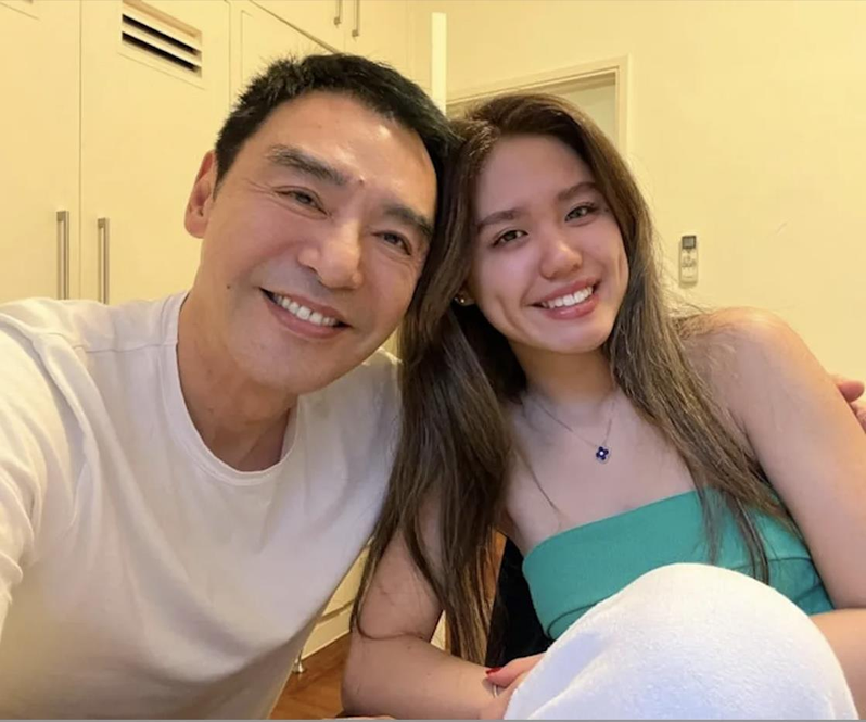 钟镇涛的女儿钟懿正式出道。(摘自Instagram)