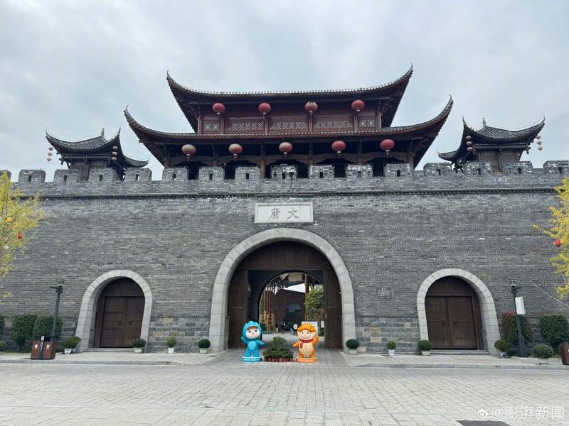 太平古城也是网友点名的冷清古城。（取材自微博）