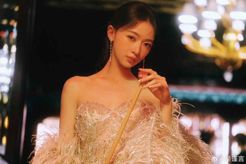 吴谨言出席「VOGUE Film观影之夜」。(取材自微博)