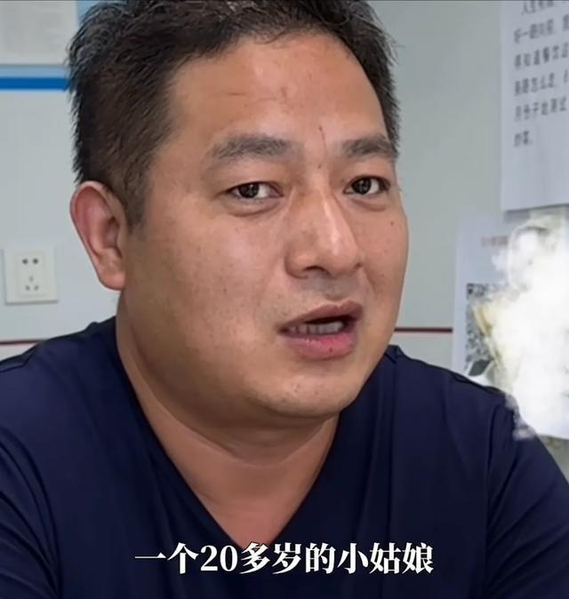 黄文明家面馆的菜单。（取材自极目新闻）