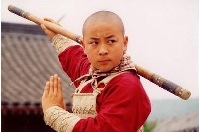 王宝强（右）与释永信。（取材自微博）