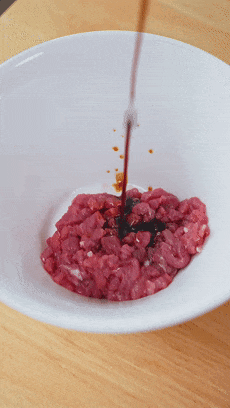 【宝宝辅食】豌豆牛肉蛋花汤的做法图解2