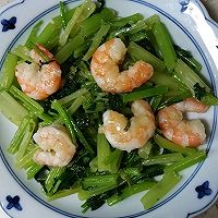 芹菜虾仁冷面的做法图解3