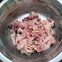 鱿鱼干贝瘦肉粥的做法图解5