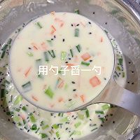 #豪吉藤椒油真香来袭#营养早餐!藤椒味鸡蛋饼的做法图解9