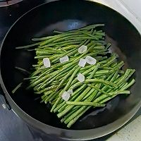 下饭菜铁锅㸆豇豆的做法图解6