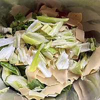 东北手撕大拌菜的做法图解7