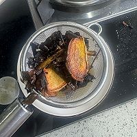 美味早餐！一口爆汁的香菇胡萝卜猪肉馅饺子的做法图解3