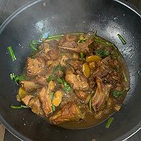 夏日限定:开胃的黄皮焖排骨的做法图解14
