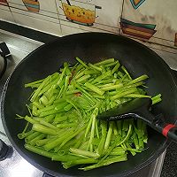 一人食|空心菜梗炒腐乳的做法图解6