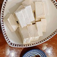 黄骨鱼炖豆腐的做法图解2