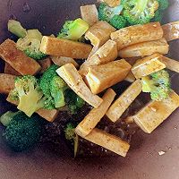 西兰花豆腐的做法图解3
