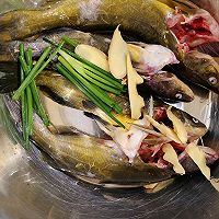 黄骨鱼炖豆腐的做法图解3