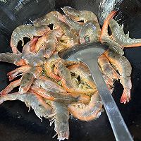 干锅土豆虾 好吃到停不下来的做法图解3