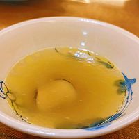 云南野生菌宴席～乌灵参羊肚菌鸡汤的做法图解6