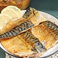9块9复刻日料店68元盐煎青花鱼的做法图解4