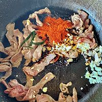 牛肉烩面的做法图解2