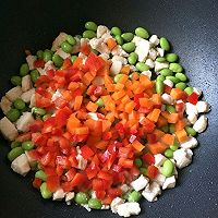 鸡肉炒饭的做法图解3