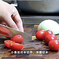 肉臊海鲜烩饭的做法图解1