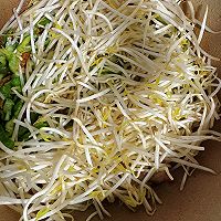 孜然豆芽炒肉丝的做法图解2