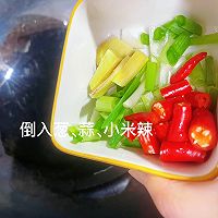 #豪吉藤椒油真香来袭#低卡减脂餐!藤椒味蒜苔炒土豆的做法图解6