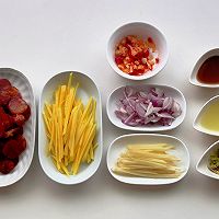 泰式香肠沙拉的做法图解5