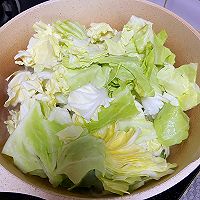 番茄炒包菜，酸咸可口专治夏季没食欲的做法图解2