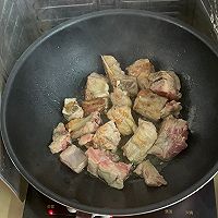 夏日限定:开胃的黄皮焖排骨的做法图解3