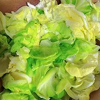 酱爆圆白菜的做法图解1