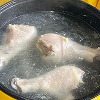 #豪吉藤椒油真香来袭#椒麻手撕鸡!夏日必备小凉菜!的做法图解1