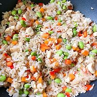 鸡肉炒饭的做法图解5