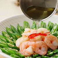 家常鲜食#秋葵虾仁的做法图解8