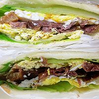 #豪吉藤椒油真香来袭#营养减脂早餐!牛肉鸡蛋三明治的做法图解7