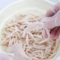 魔芋爽拌鸡丝，一口就沦陷！的做法图解3