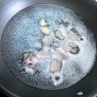 排骨腊肠蔬菜焖饭(电饭锅版)的做法图解1