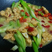 椒蒜丝瓜焖鸡肉的做法图解6